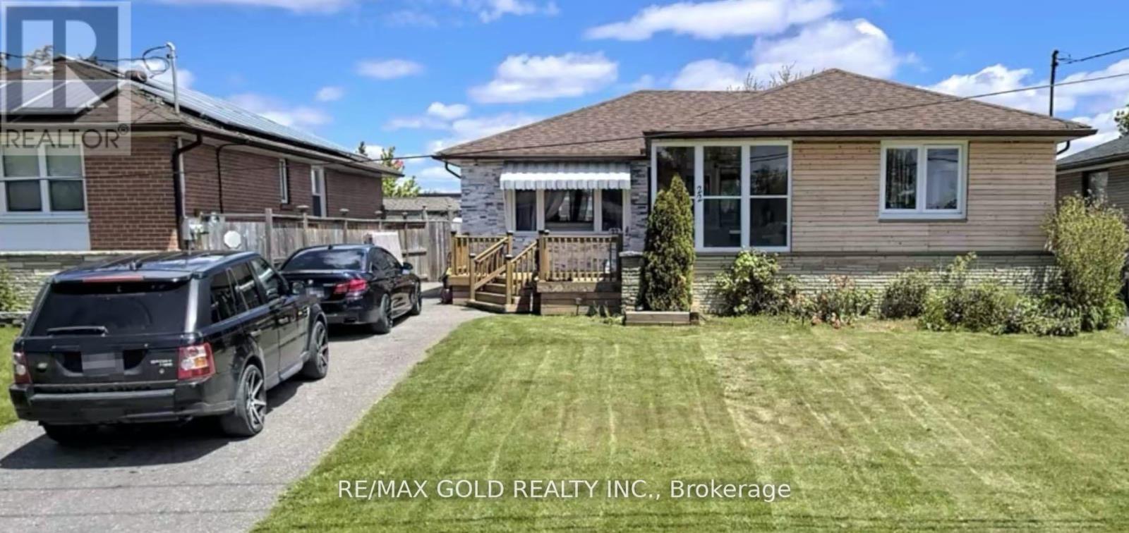 22 Kimbark Dr, Brampton, ON L6X 2A1