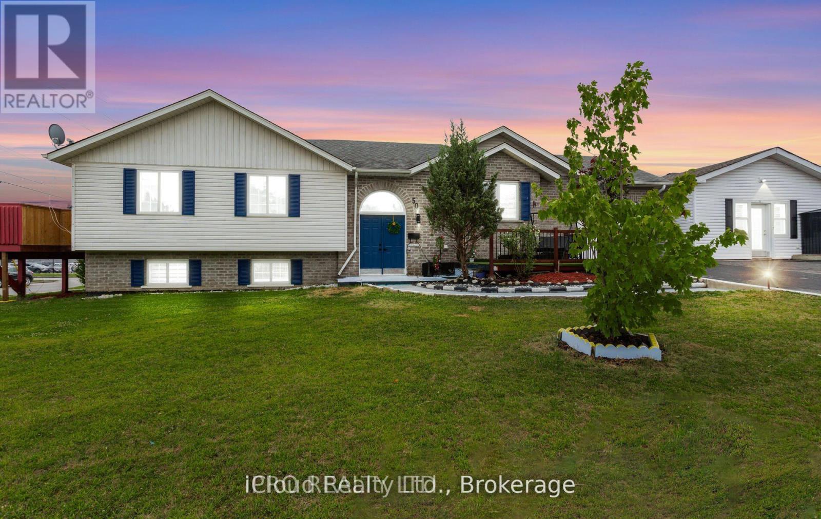 50 Galt Ave, Cambridge, ON N1R 8N5