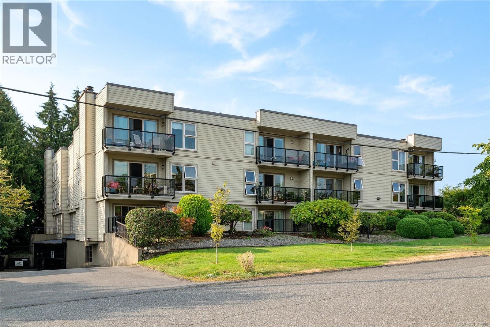 160 Vancouver Ave Unit 308 Ave, Nanaimo, BC V9S 4E8
