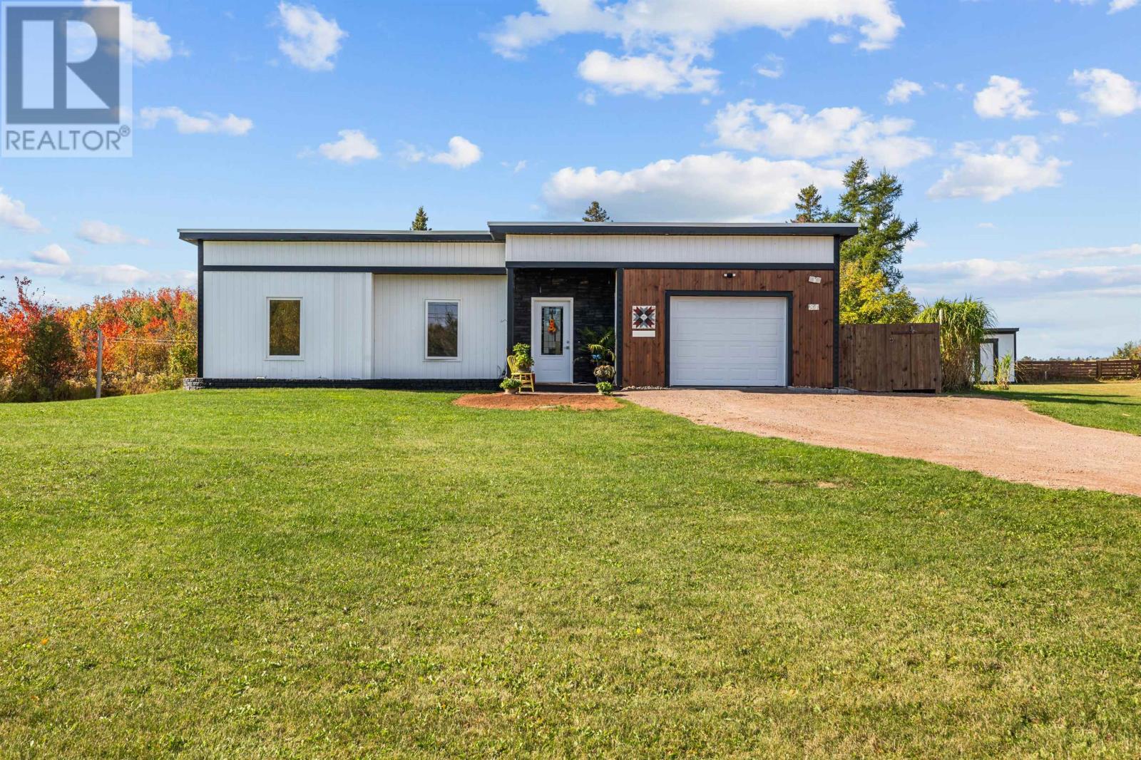 84 Harrison Ln, Johnstons River, PE C1B 3A2