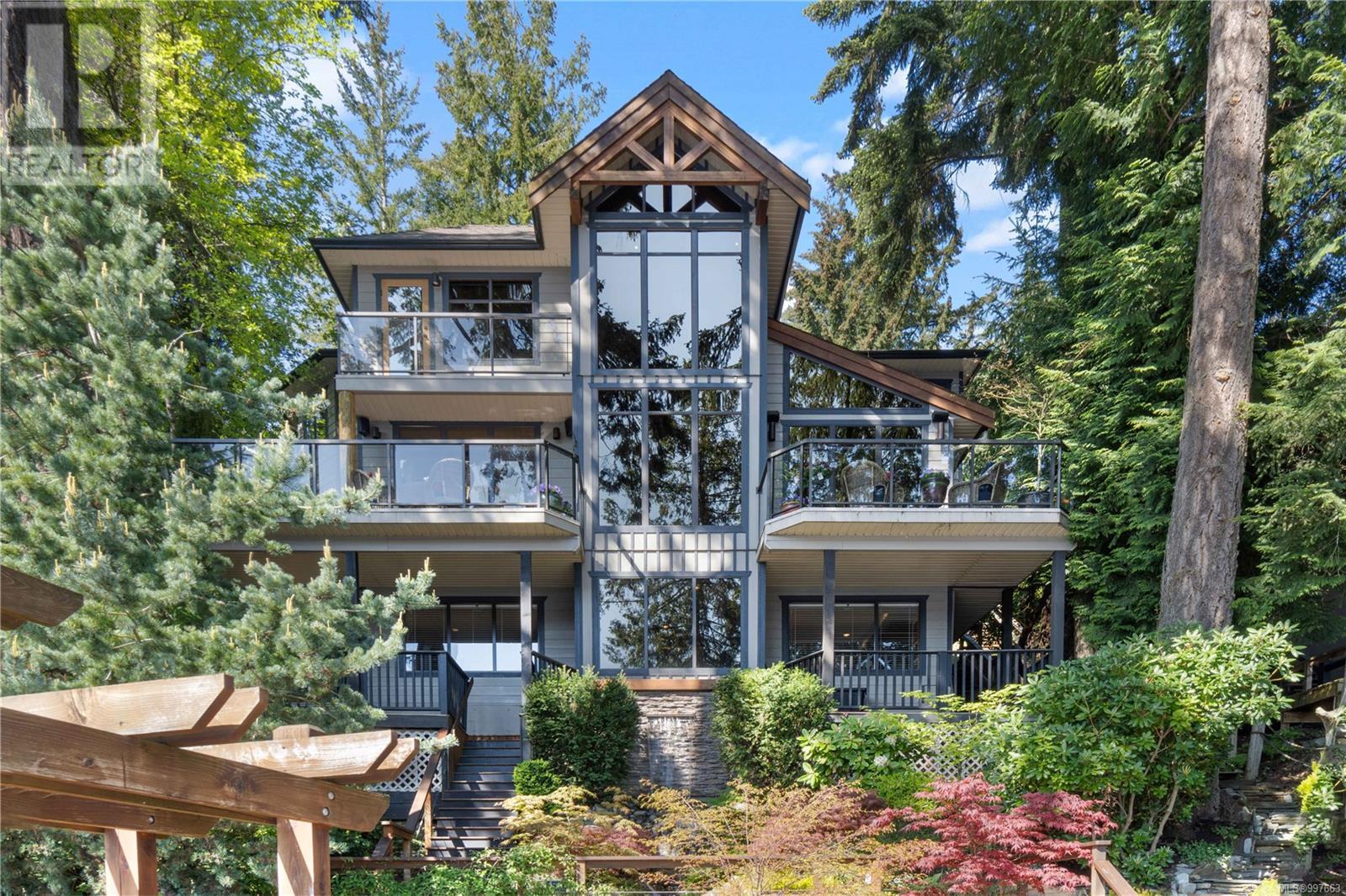 211 Ferntree Pl, Nanaimo, BC V9T 5M1