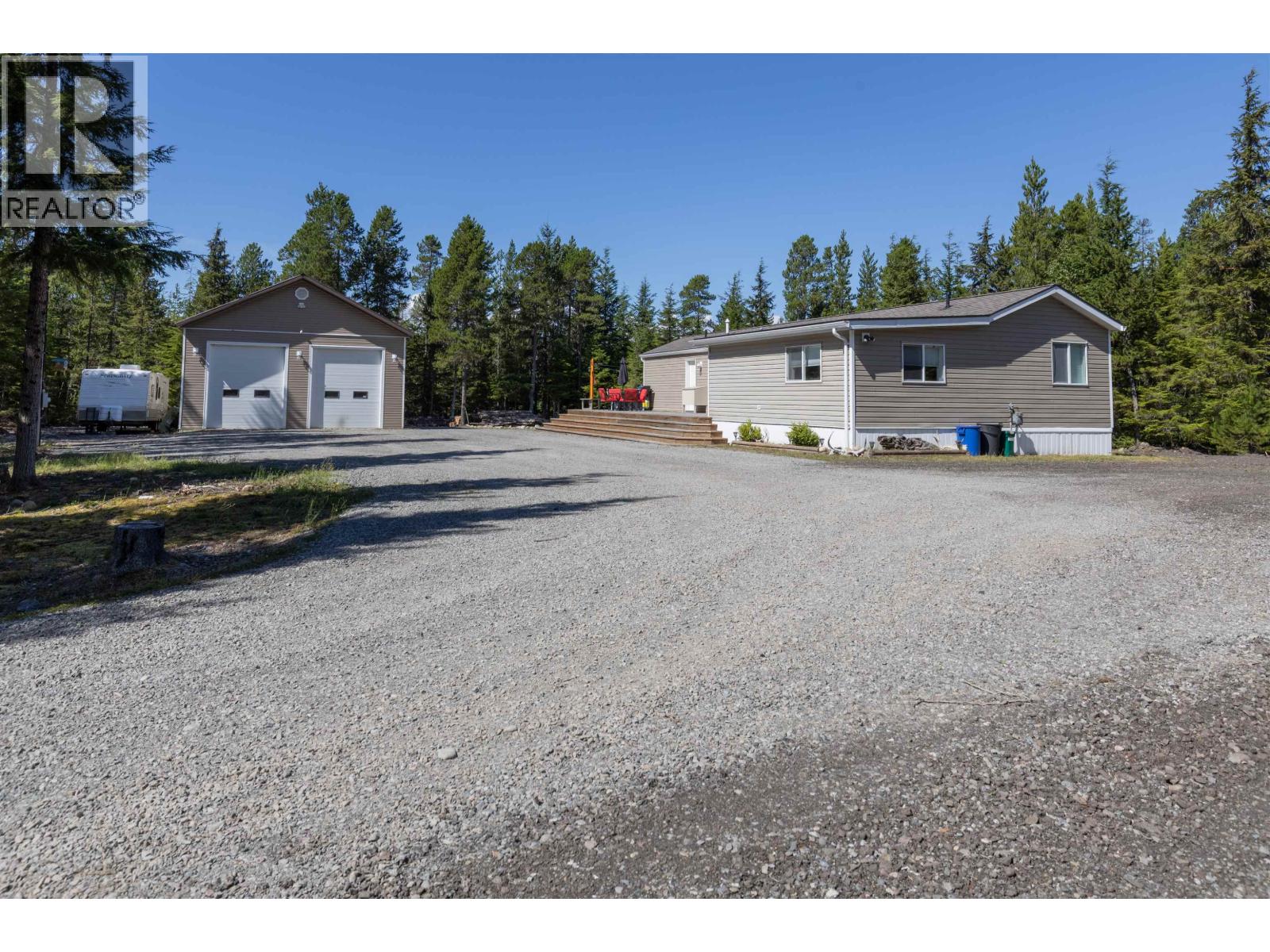 3134 Edgewood Dr, Terrace, BC V8G 0G5