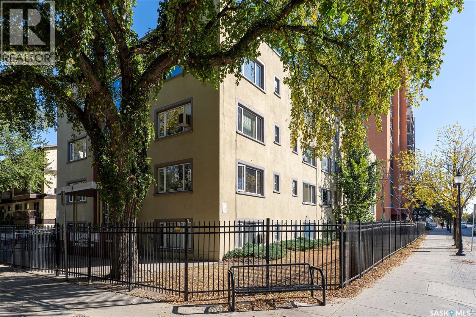400 4th Avenue N Unit 13, Saskatoon, SK S7K 2M3