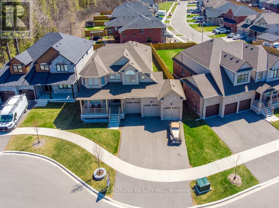 27 Higham Pl, Clarington Bowmanville, ON L1C 7G5