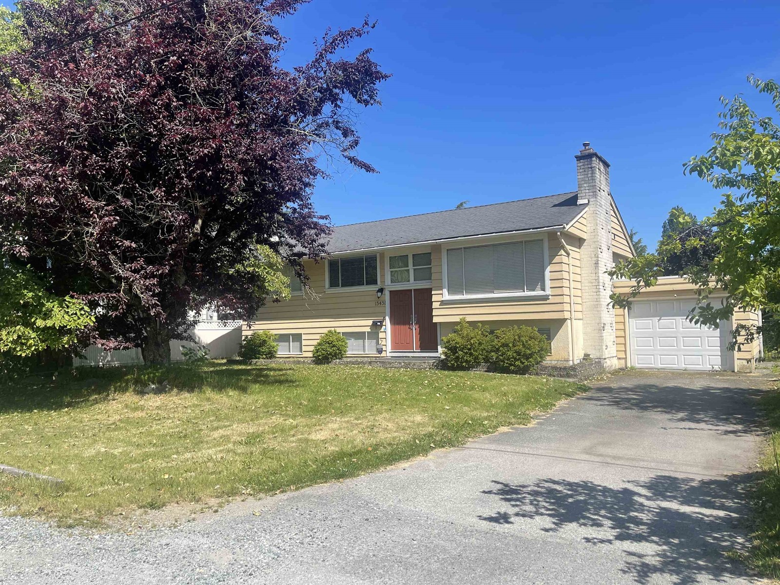 16 Avenue Unit 15451 #a, Surrey, BC V4A 1T2