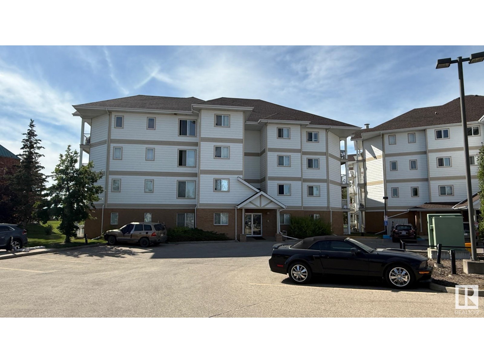 9930 100 Street #106, Fort Saskatchewan, AB T8L 4P3