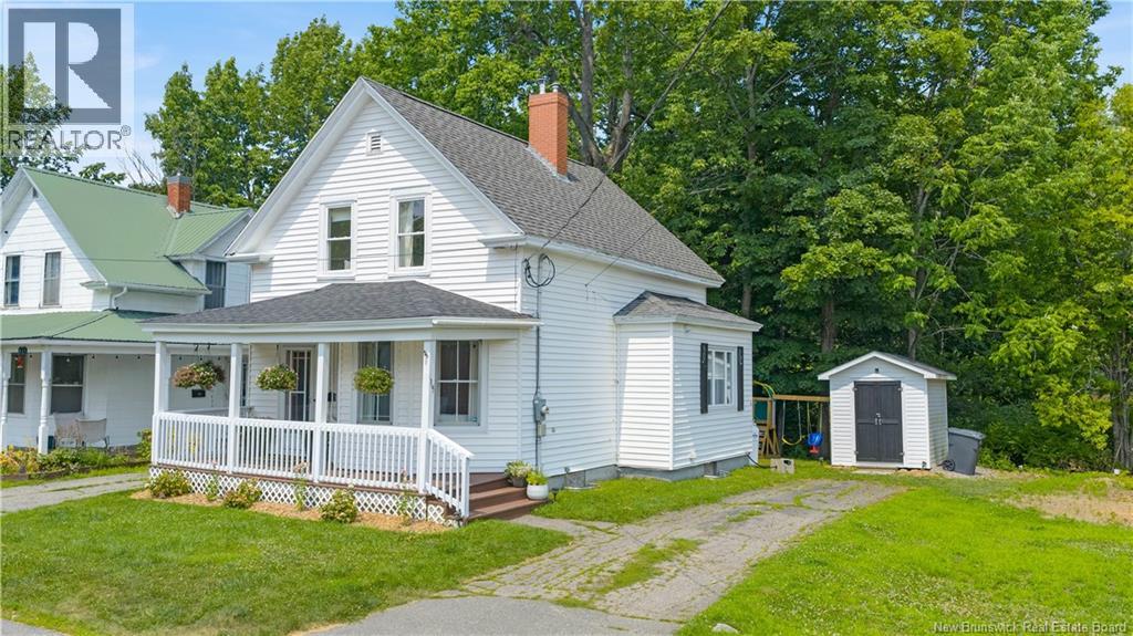 15 Mccoll St, St. Stephen, NB E3L 2M6