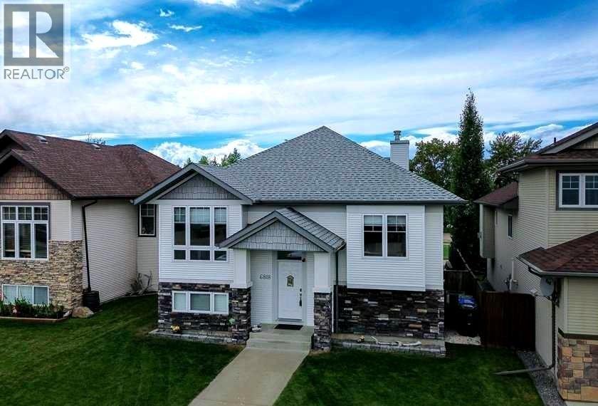59 Street Close Unit 6818, Rocky Mountain House, AB T4T 1V9
