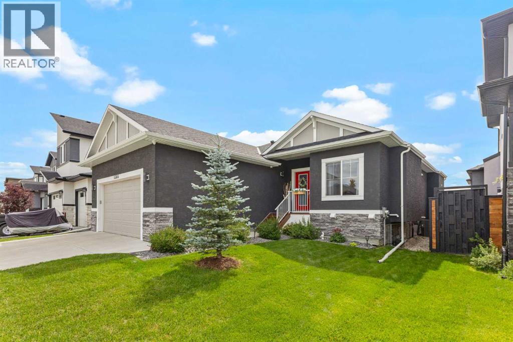 1366 Lackner Blvd, Carstairs, AB T0M 0N0