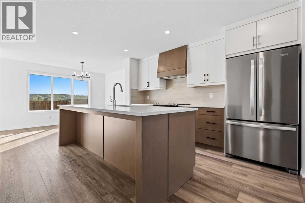 882 Wolf Willow Blvd SE, Calgary, AB T2X 5R7
