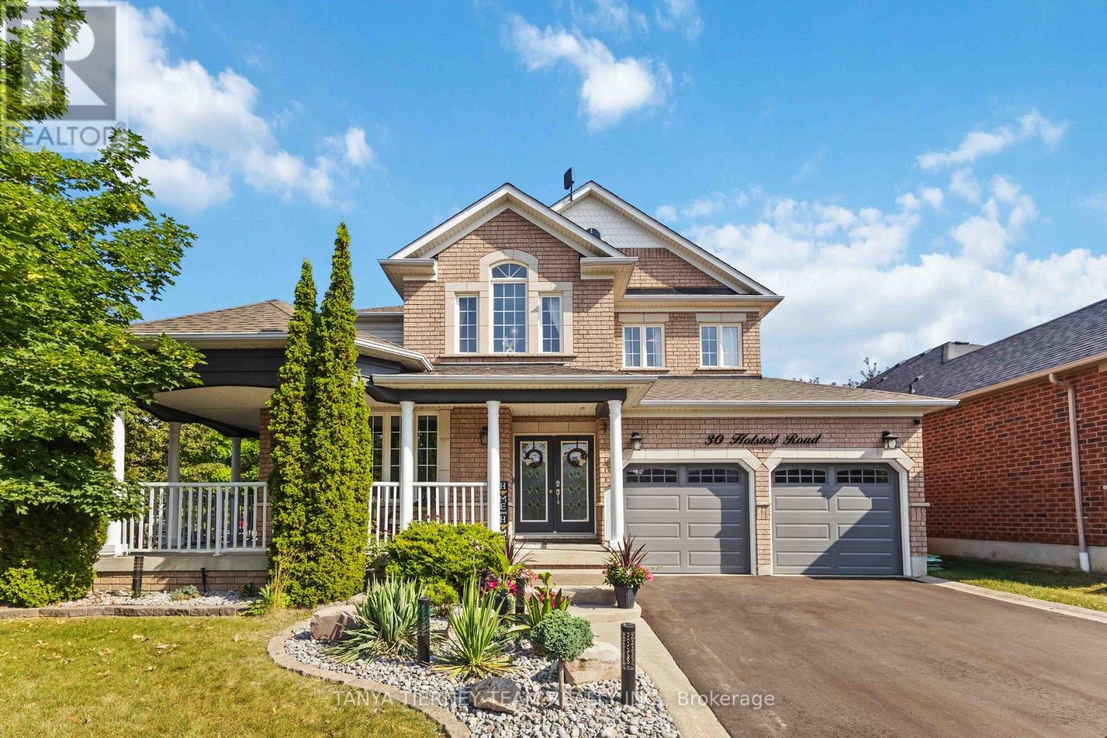 30 Holsted Rd, Whitby, ON L1M 2B9