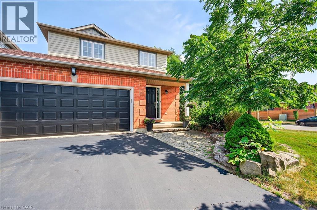 2 Newell Ct, Hamilton, ON L9H 7N3