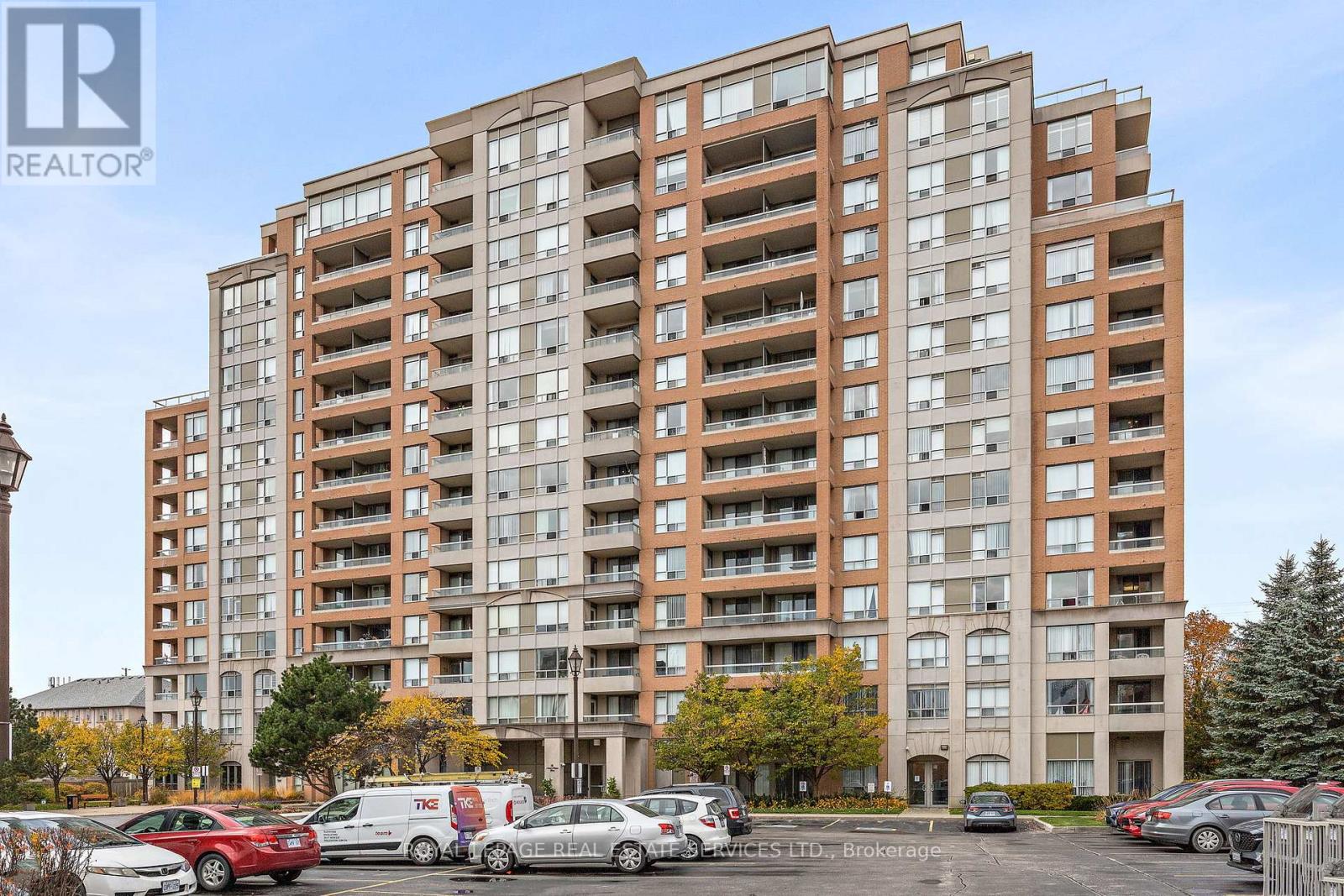 101 9 Northern Heights Dr, Richmond Hill, ON L4B 4M5