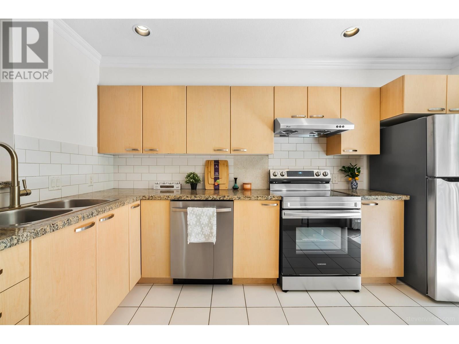 7533 Heather Street Unit 44, Richmond, BC V6Y 2P8