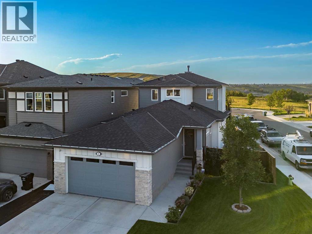 60 Walcrest Hl SE, Calgary, AB T2X 4V9