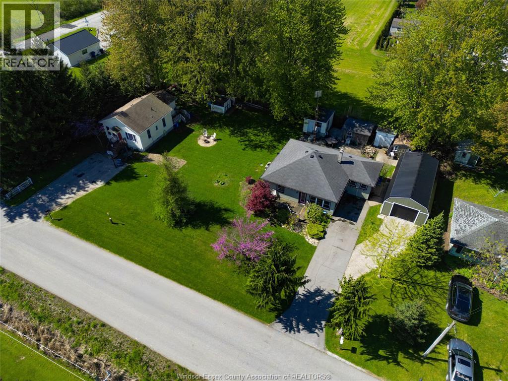 32-34 Brock St, Chatham-Kent, ON N0P 1A0