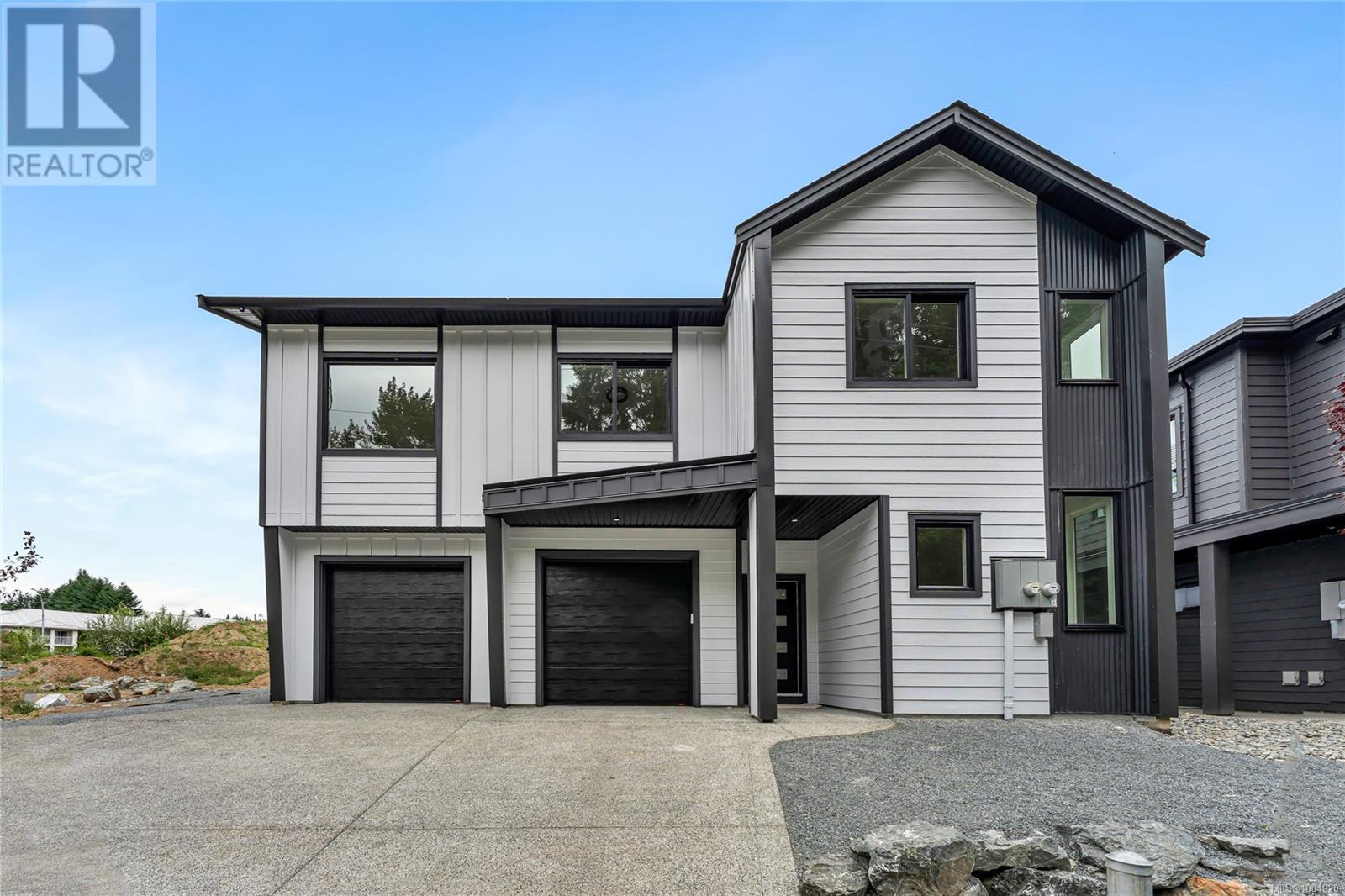 129 Cowichan Lake Rd, Lake Cowichan, BC V0R 2G0