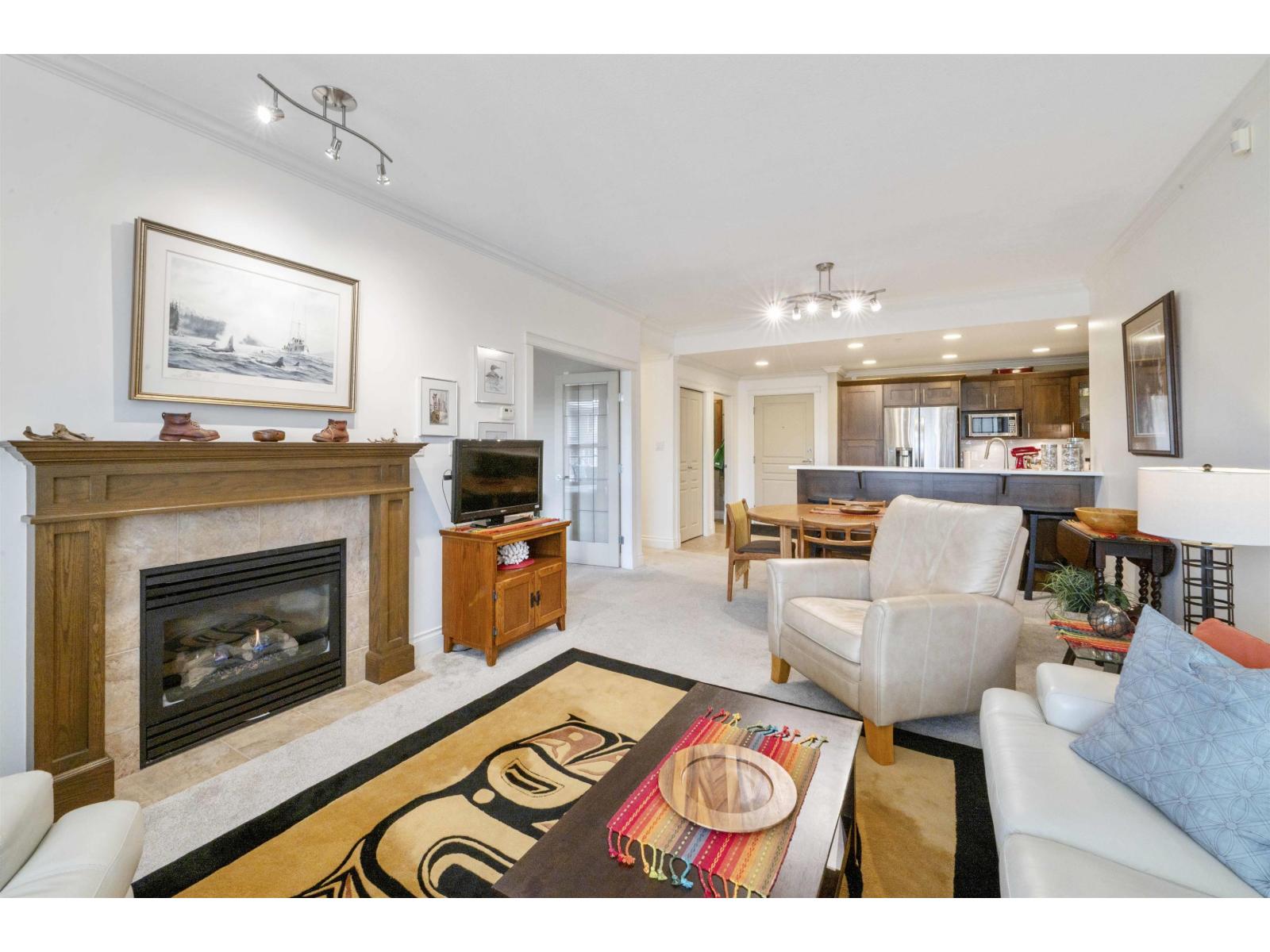 1787 154 Street Unit 407, Surrey, BC V4A 4S1