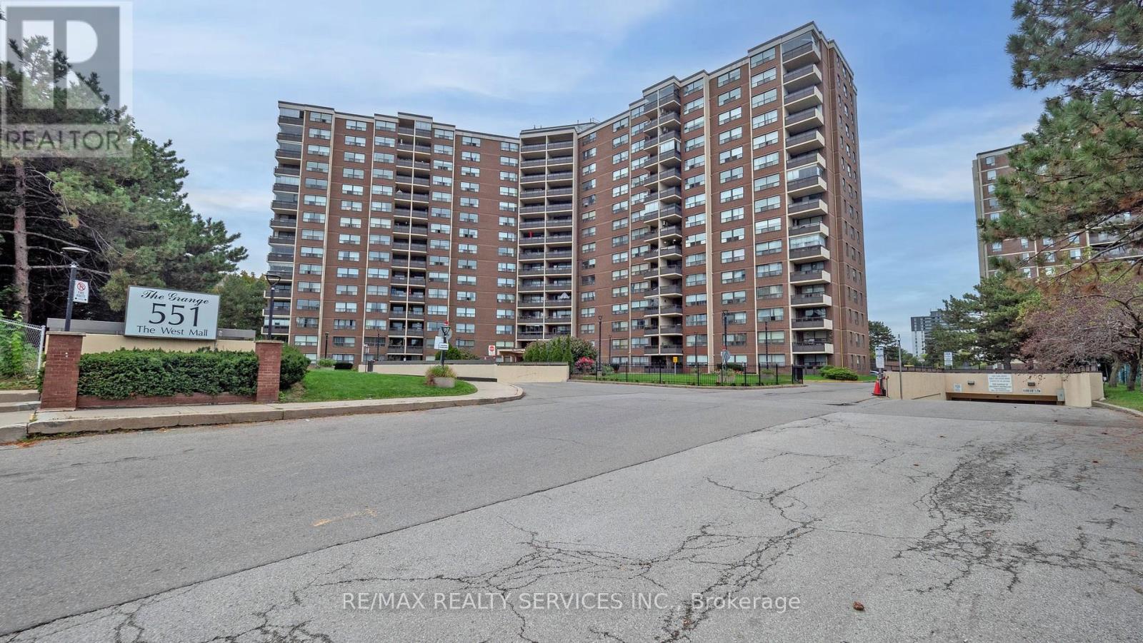 1219 551 The West Mall, Toronto, ON M9C 1G7