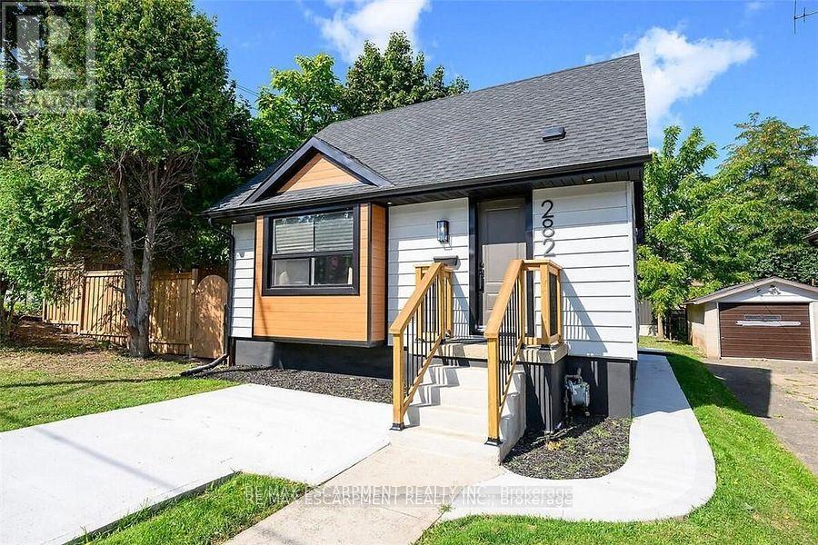 282 Ottawa St S, Hamilton, ON L8K 2G1