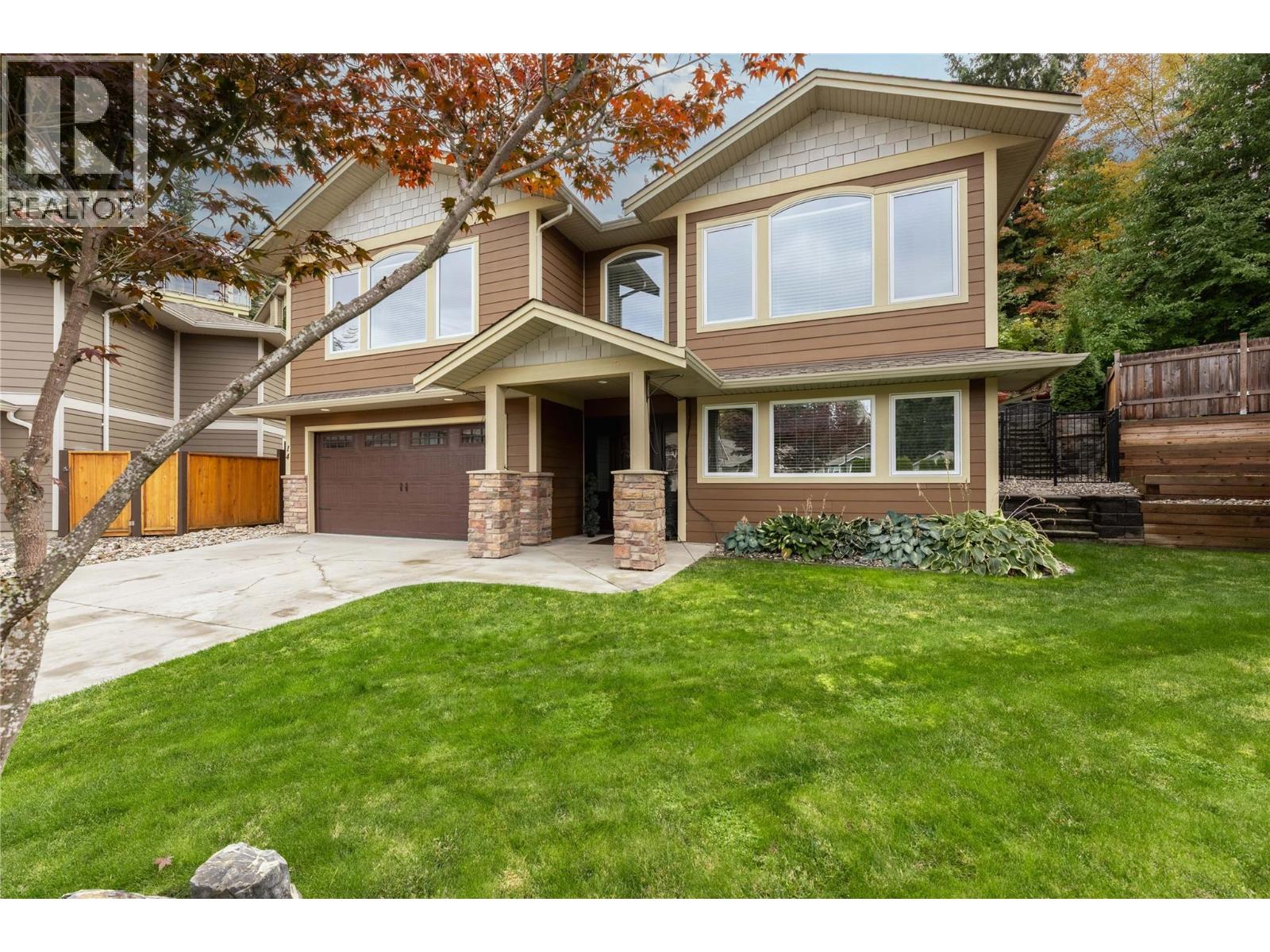 1581 20 Street Ne Unit 14, Salmon Arm, BC V1E 0A7