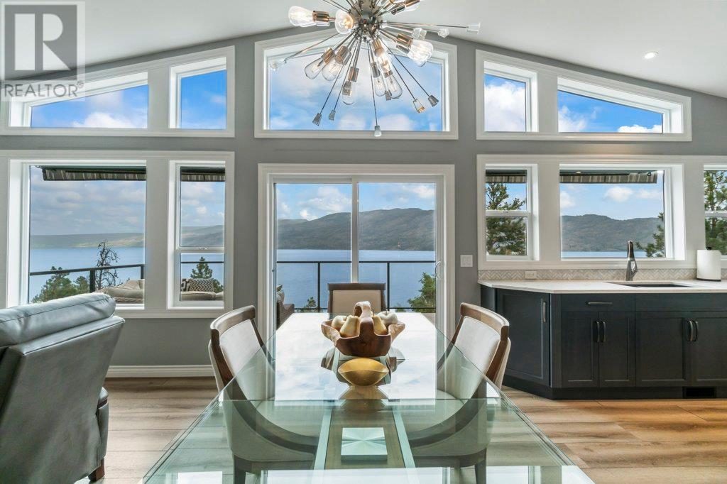 3949 Desert Pines Ave, Peachland, BC V0H 1X2