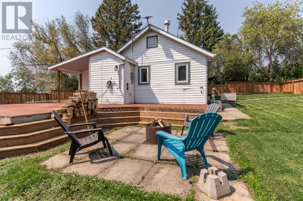 211 Red Wing Cres, Tillicum Beach, AB T4V 2M9
