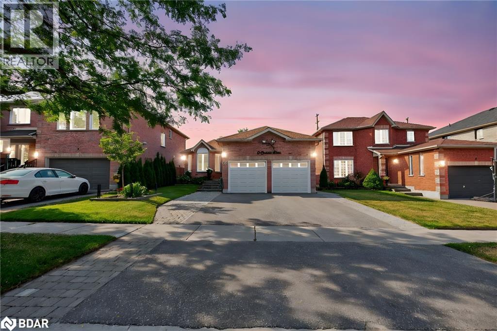 6 Sundew Dr, Barrie, ON L4N 9L9