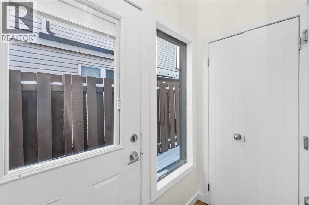 3701 Cedarille Dr SW, Calgary, AB T2W 3J5