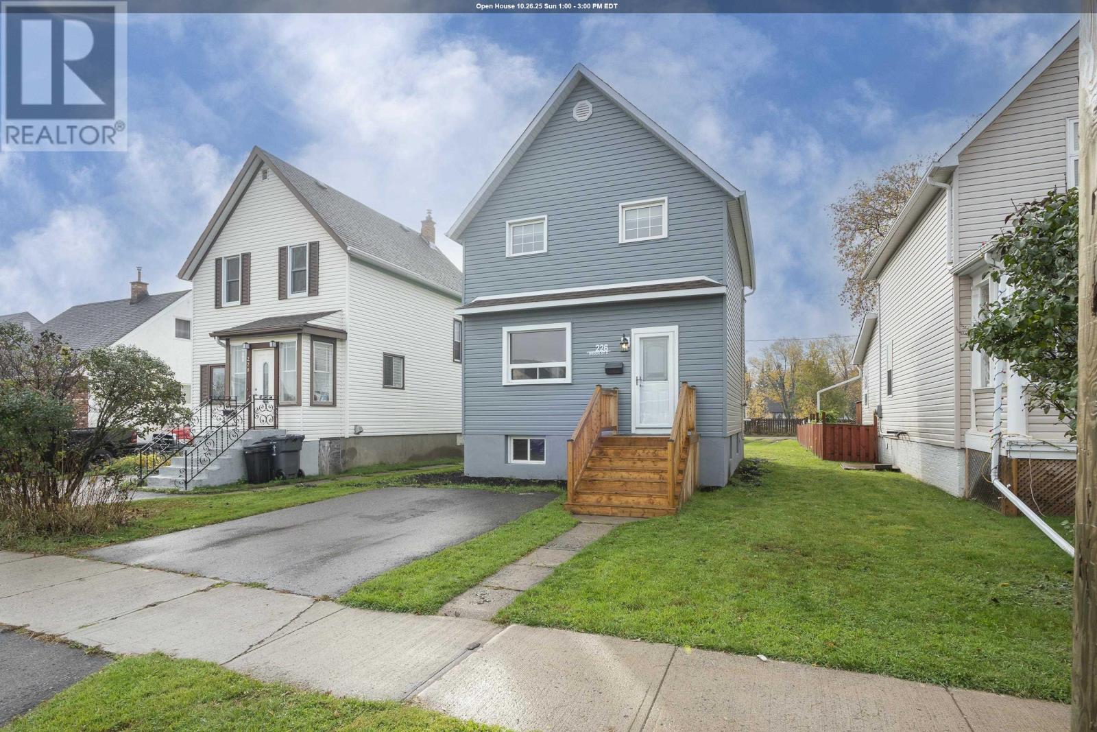 226 Brock St E, Thunder Bay, ON P7E 4H4