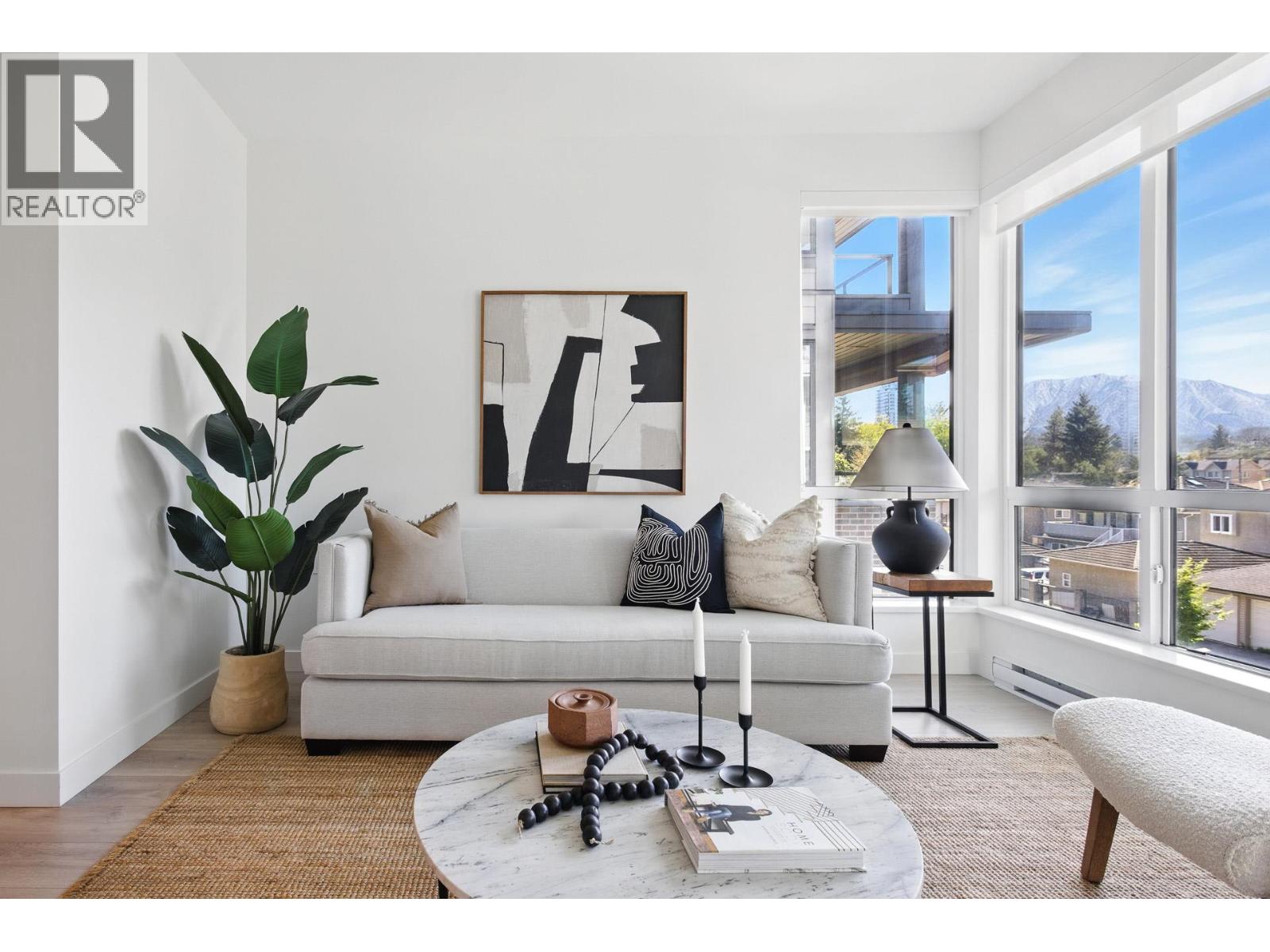 7599 15th Street Unit 321, Burnaby, BC V3N 0H9