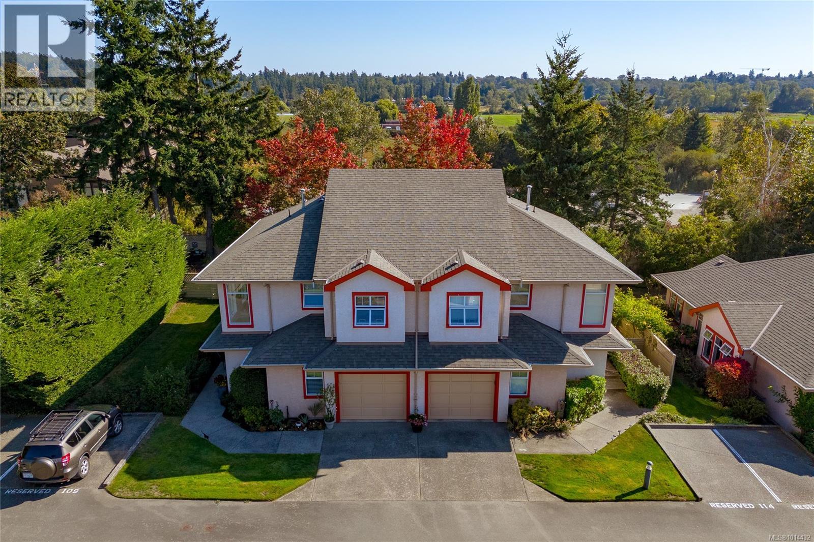 1110 Willow St Unit 111 St, Saanich, BC V8X 3K2