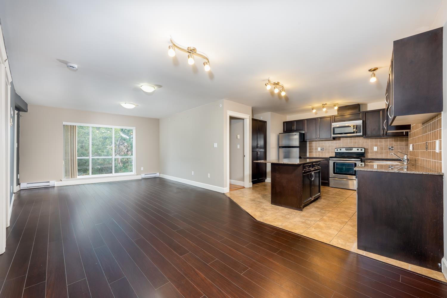 12088 75a Avenue Unit 311, Surrey, BC V3W 1Y4