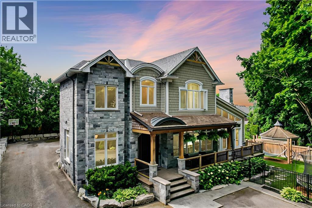 298 Shoreview Rd, Burlington, ON L7T 2N4