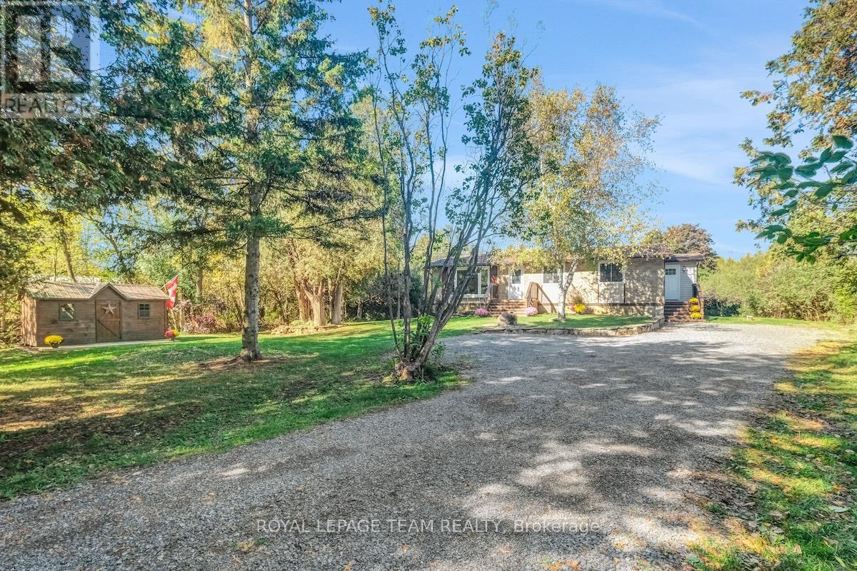491 Lake Ave E, Beckwith, ON K7C 3S7