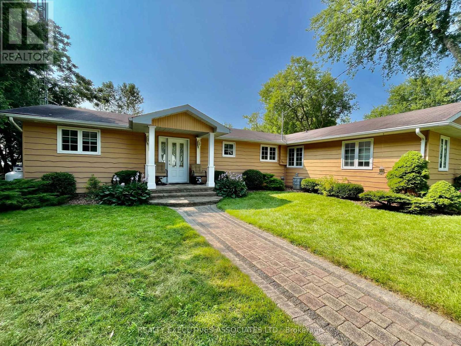 22 Lakeview Blvd, Kawartha Lakes Mariposa, ON K0M 2C0