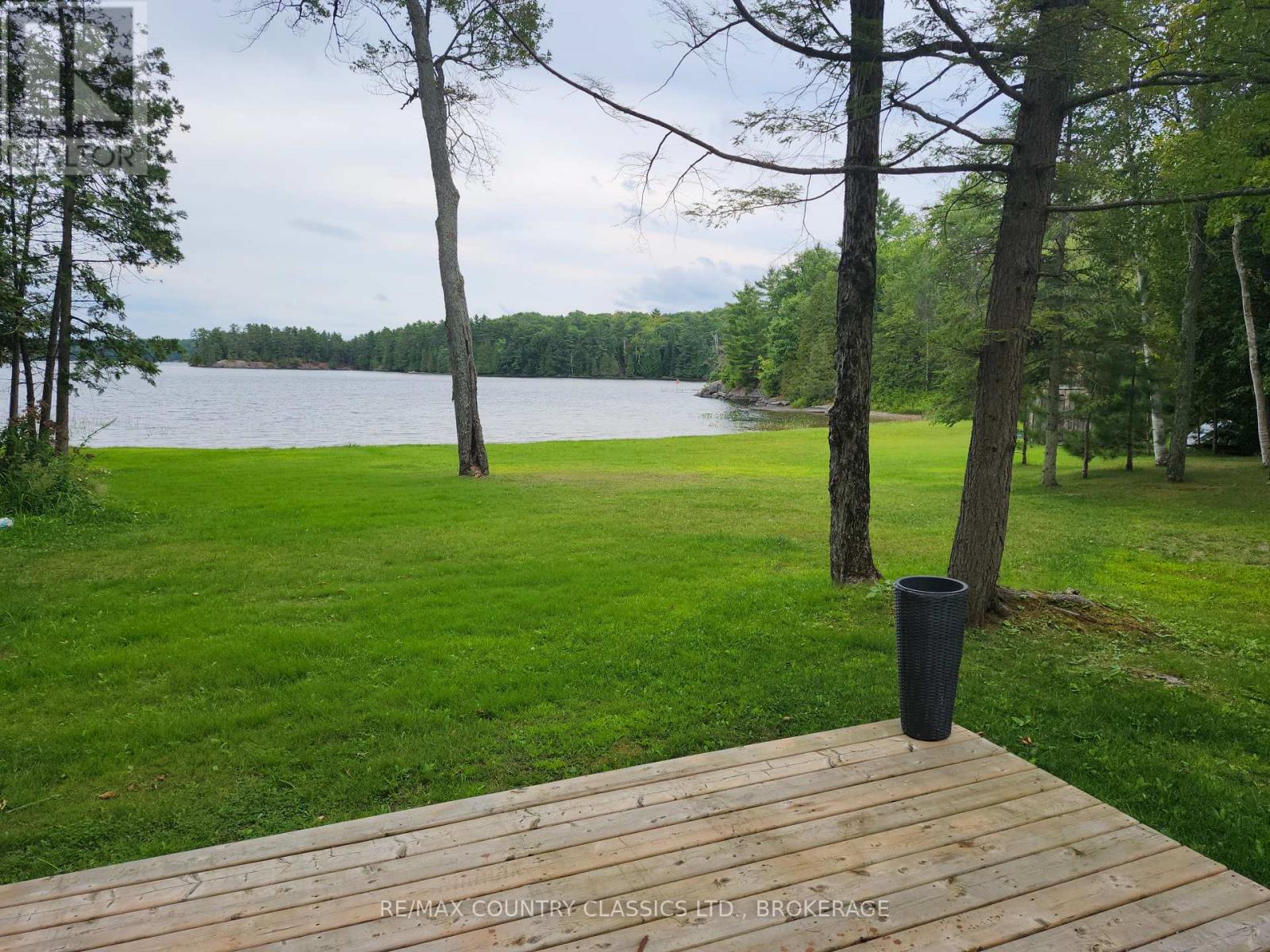 1055 Moore Ln, North Frontenac, ON K0H 1C0