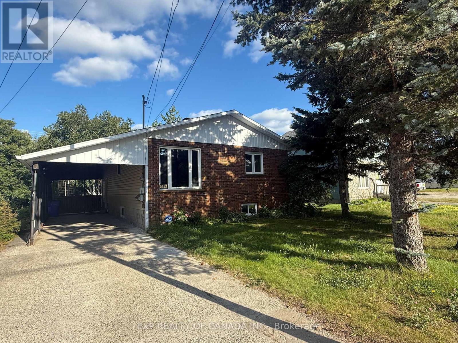 576 Spruce St S, Timmins, ON P4N 2N9