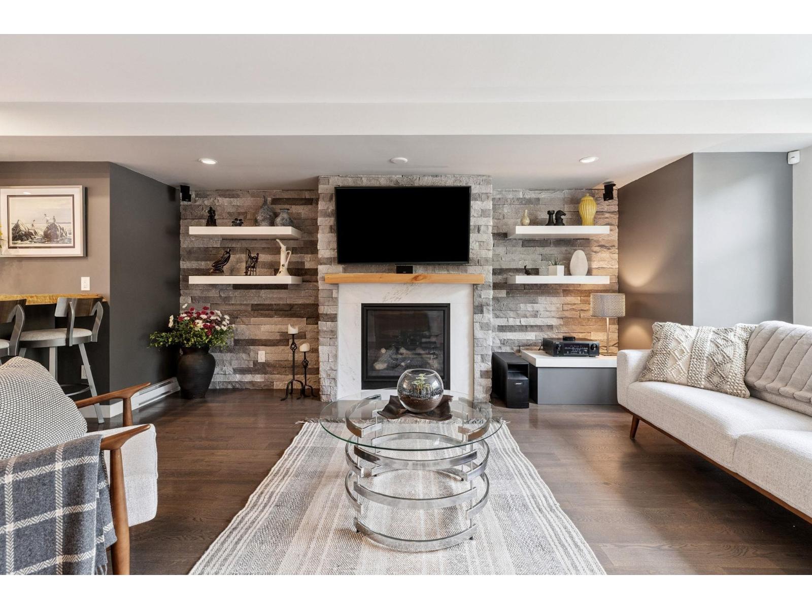 14820 Buena Vista Avenue Unit 1, White Rock, BC V4B 0B3