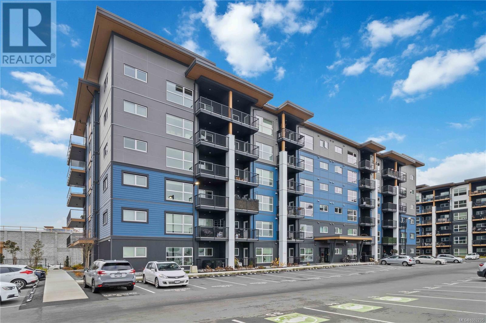 2465 Gateway Rd Unit 111 Rd, Langford, BC V9B 6R1