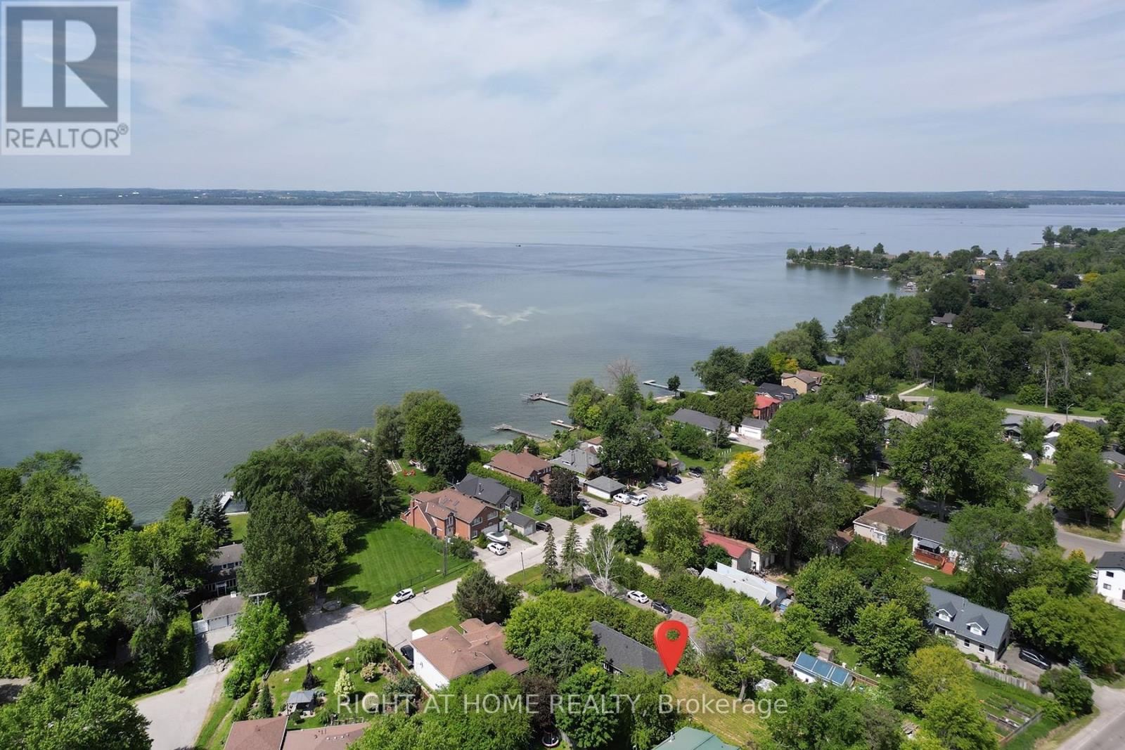 46 Metro Rd S, Georgina, ON L4P 3K8