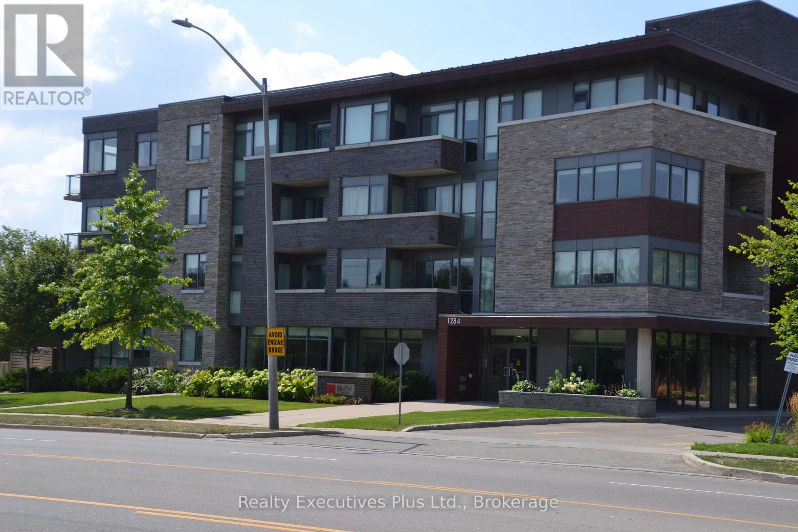 201 1284 Guelph Line N, Burlington Mountainside, ON L7P 0T9