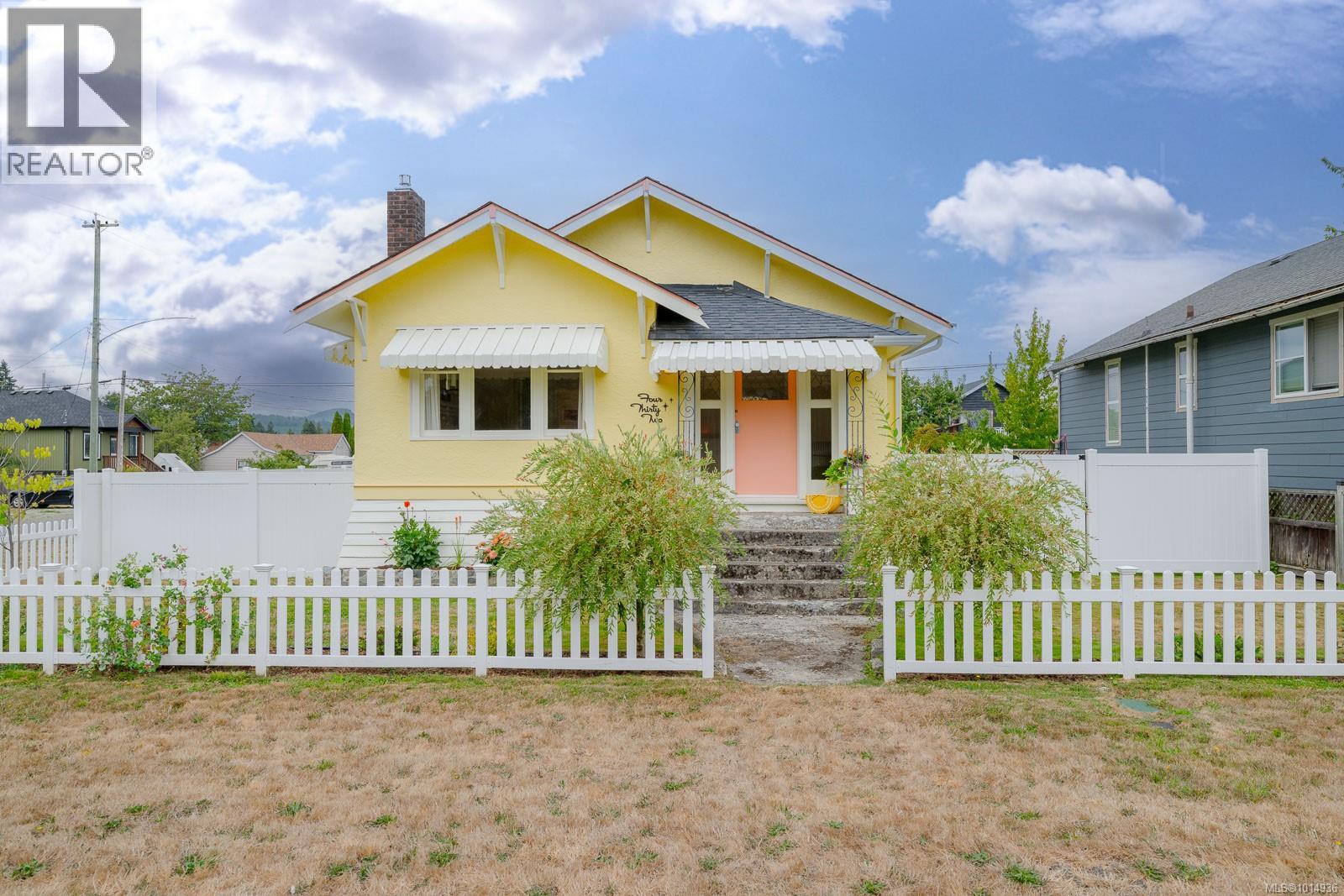 432 Buller St, Ladysmith, BC V9G 1T4