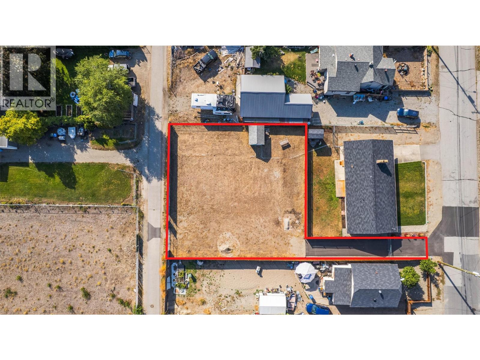 5845 Okanagan St, Oliver, BC V0H 1T0
