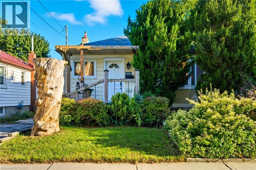 267 Thayer Ave, Hamilton, ON L9A 1J6
