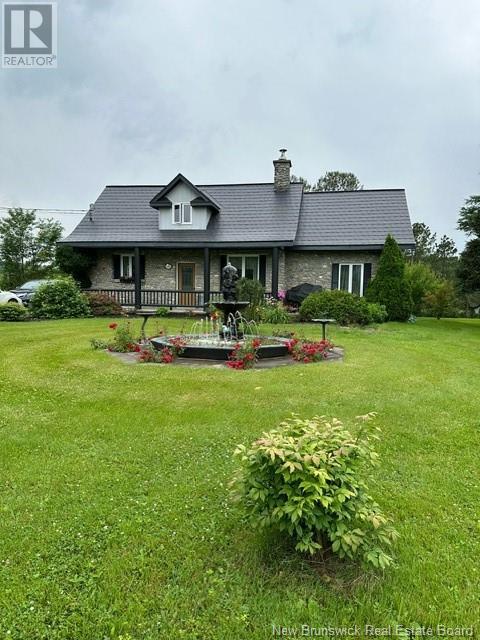 7082 Route 17, Saint-quentin, NB E8A 2J4