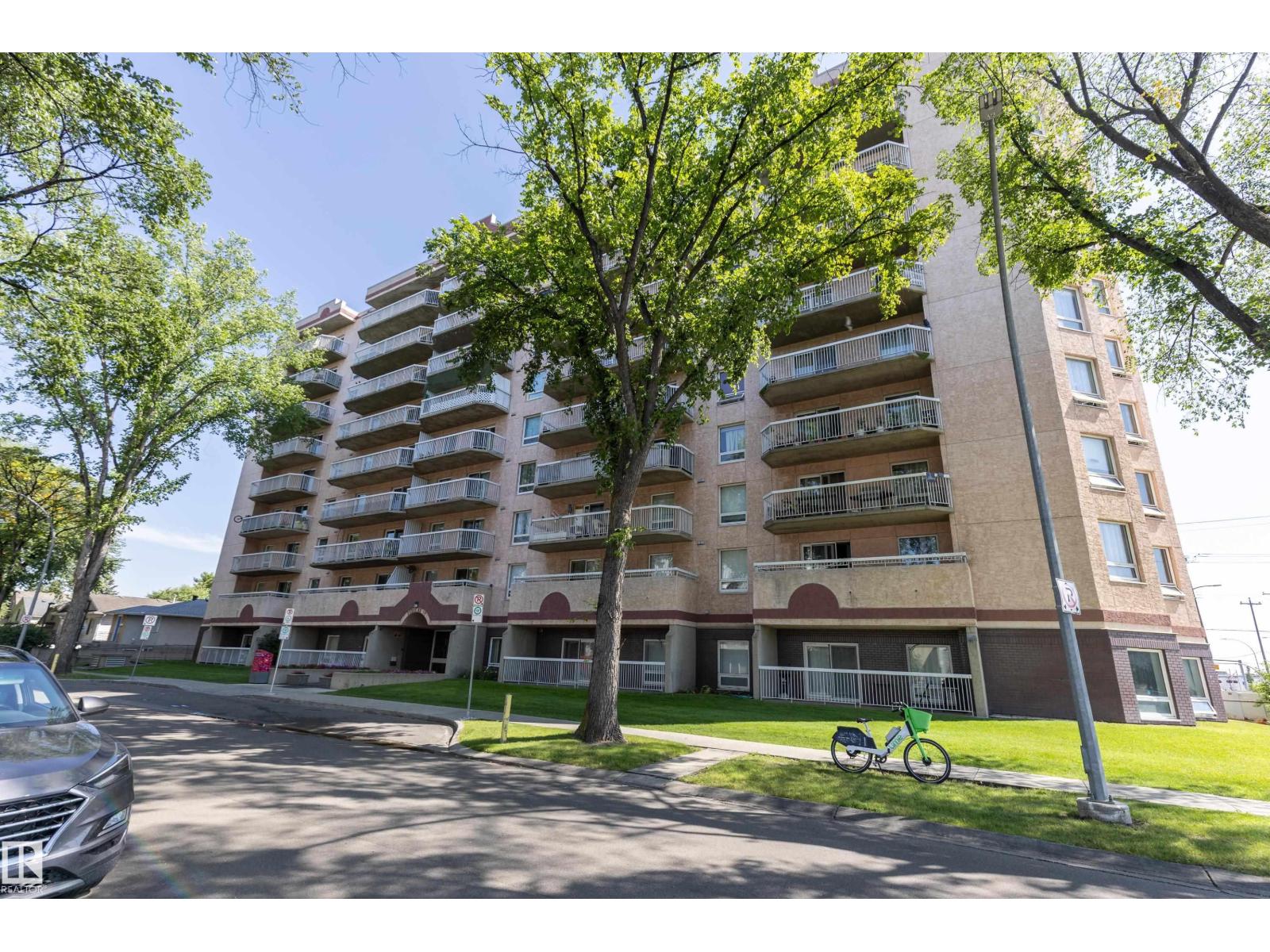 11211 85 Street #407, Edmonton, AB T5B 4T7