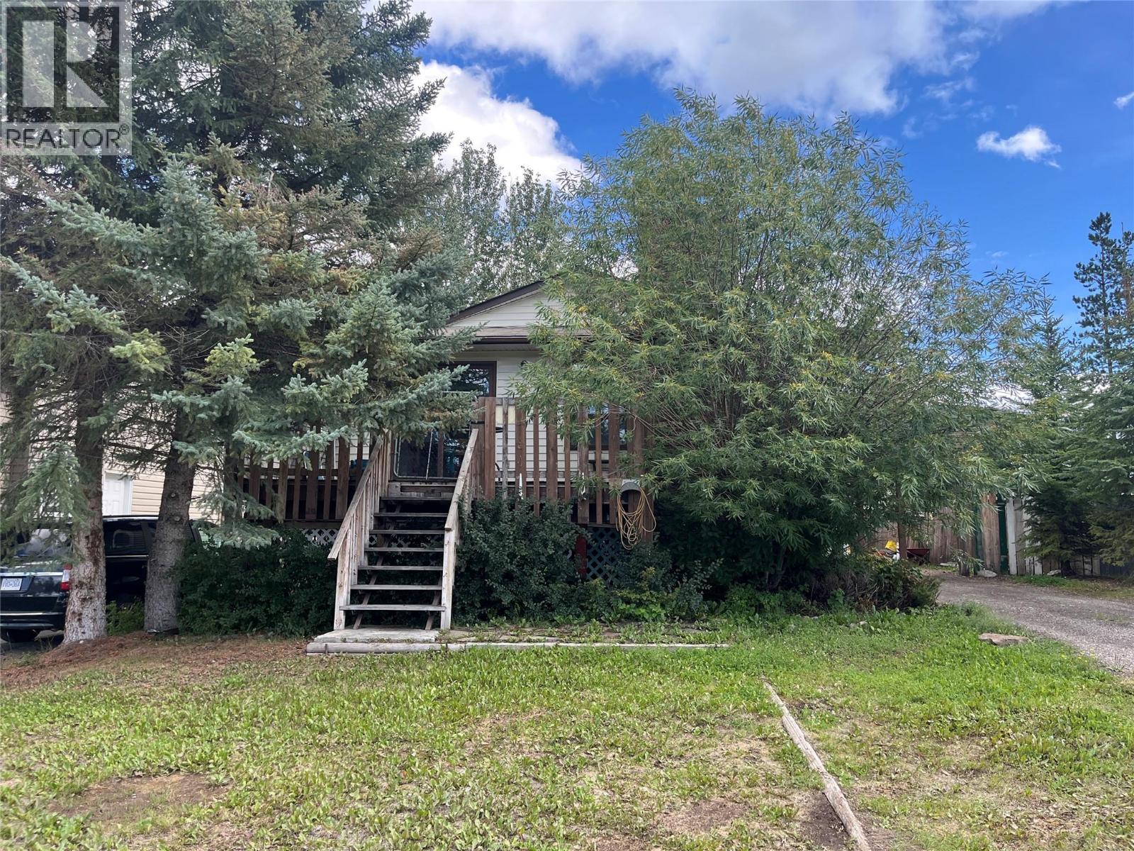 167 Sukunka Ave, Tumbler Ridge, BC V0C 2W0