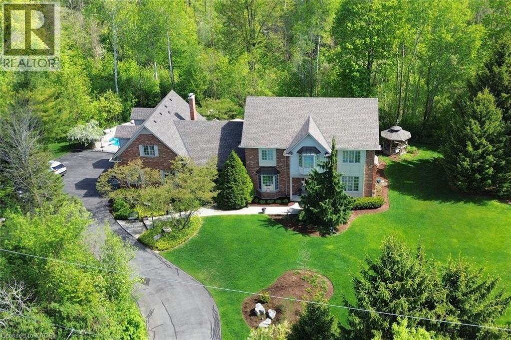 712 Robson Rd, Waterdown, ON L8B 1H1