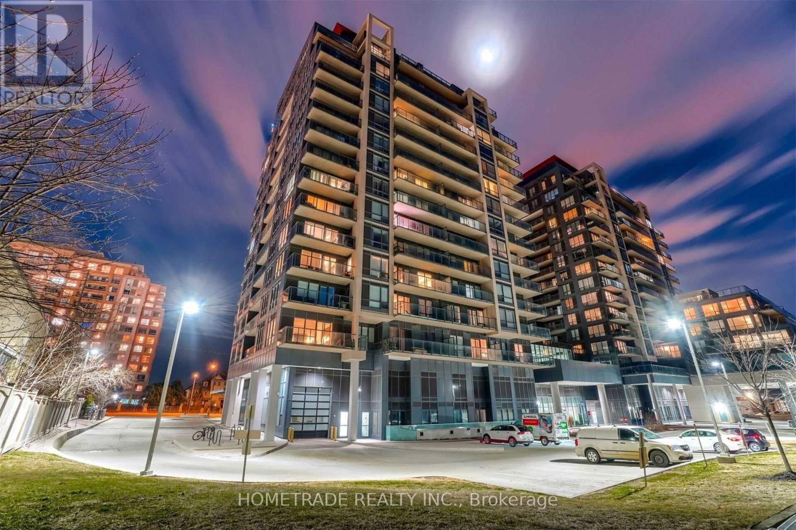 201 Unit 9090 Yonge St #b, Richmond Hill, ON L4C 6Z9